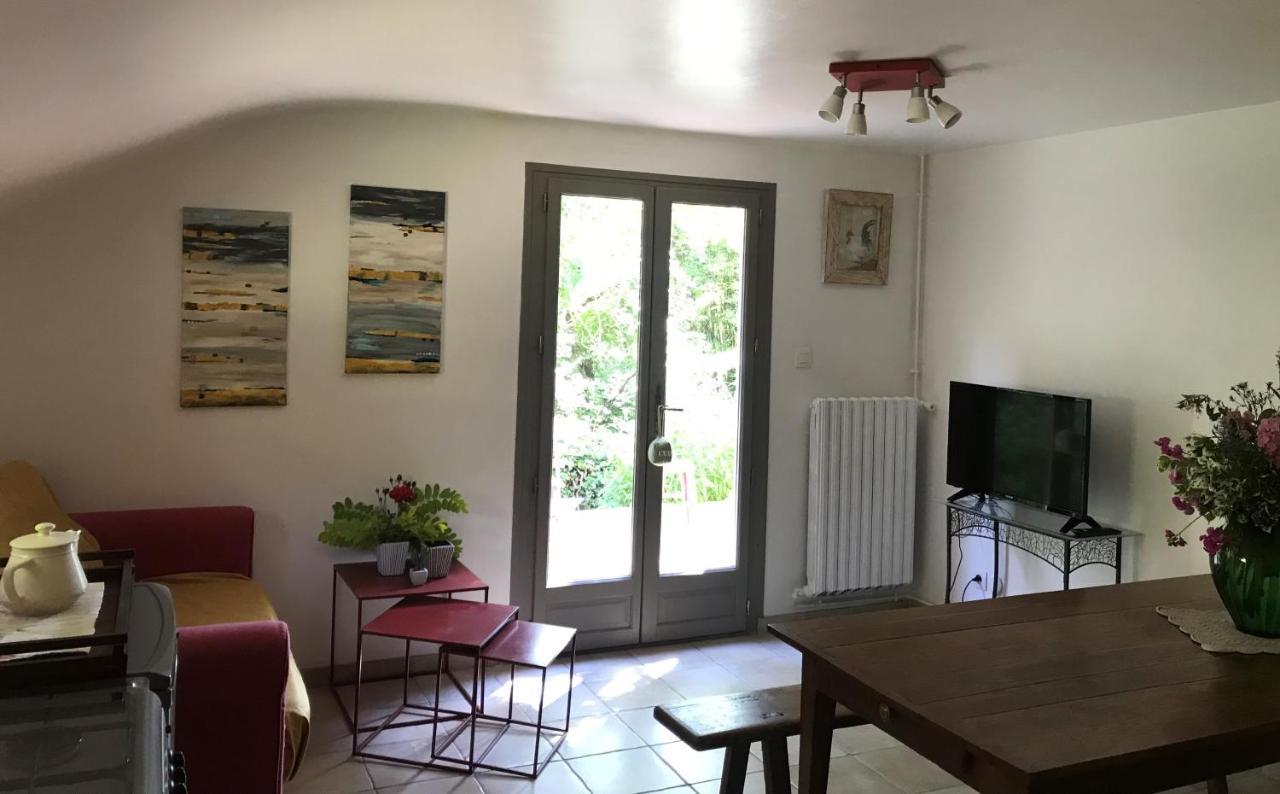 Le Mesnil Bed & Breakfast Dance  Exterior foto